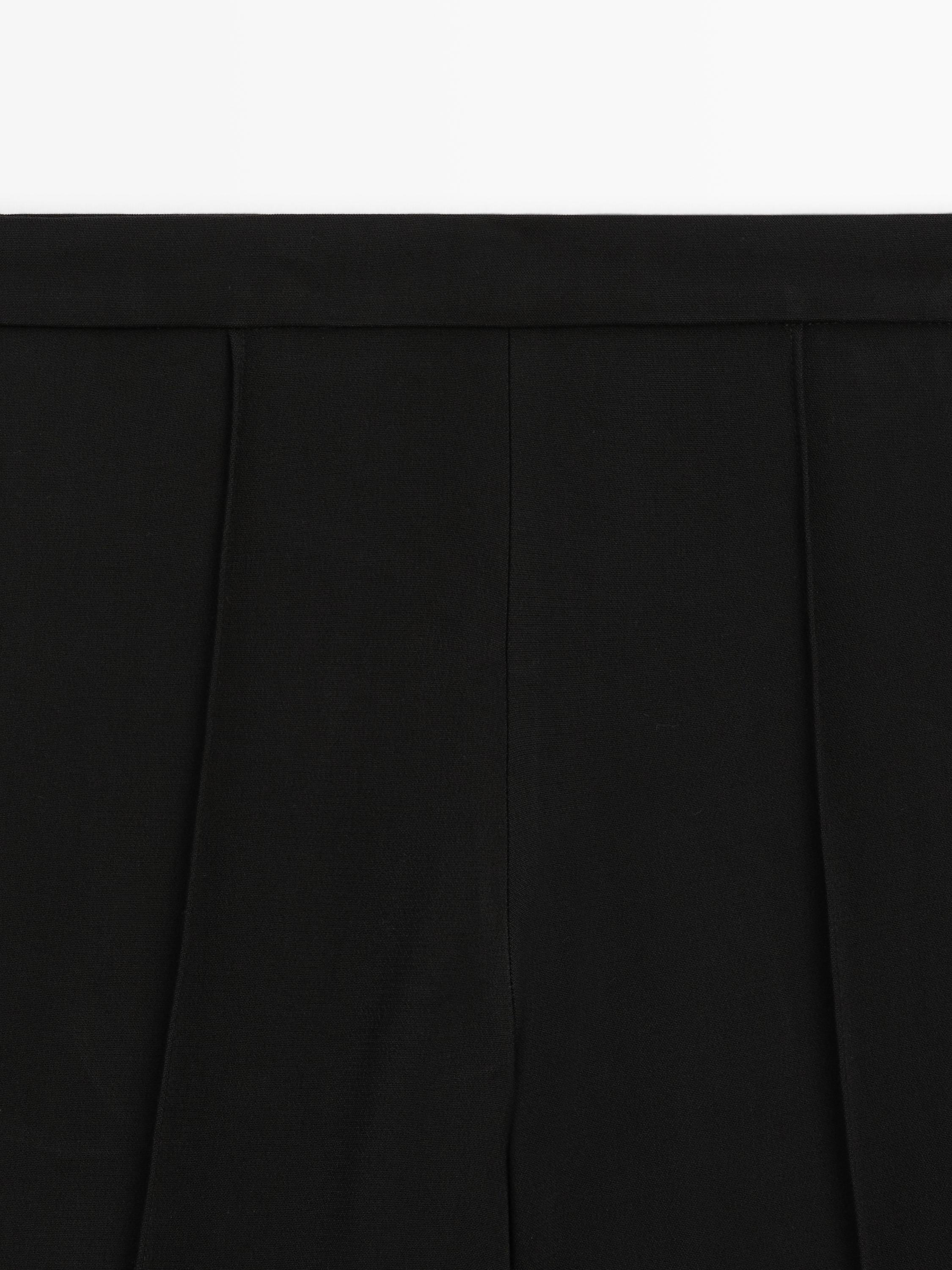 Crepe trousers with seam detail